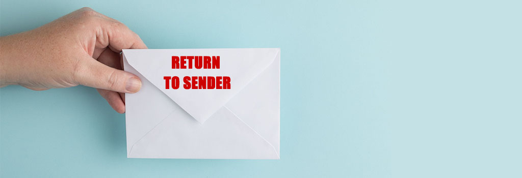 Envelop met stempel 'Return to sender'